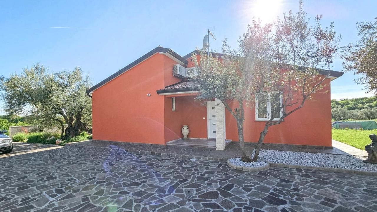 Casa Gojtan Villa Karigador Exteriör bild